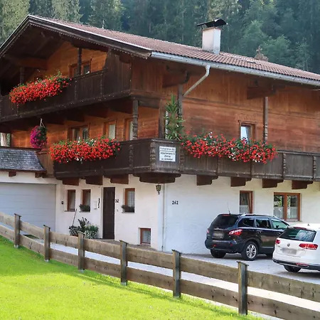 Fichtenblick-4 By Interhome Daire *